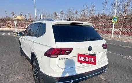 Volkswagen Tiguan II, 2022 год, 2 793 000 рублей, 21 фотография