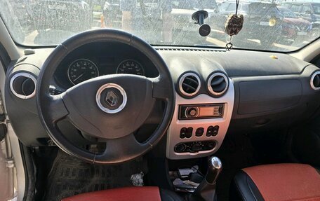 Renault Sandero I, 2013 год, 749 000 рублей, 5 фотография