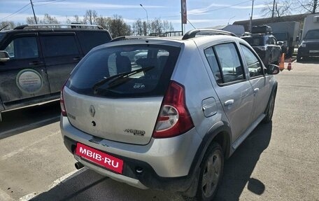 Renault Sandero I, 2013 год, 749 000 рублей, 3 фотография