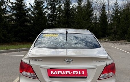 Hyundai Solaris II рестайлинг, 2013 год, 850 000 рублей, 6 фотография