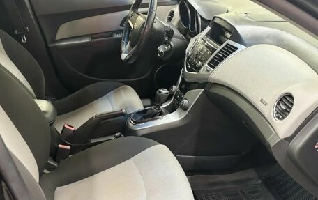Chevrolet Cruze II, 2012 год, 599 000 рублей, 8 фотография