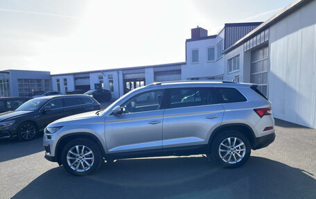 Skoda Kodiaq I, 2022 год, 3 792 487 рублей, 2 фотография