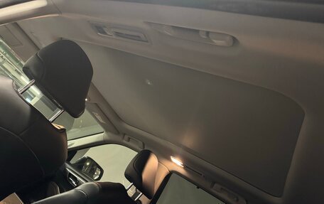 Toyota Highlander, 2021 год, 4 490 000 рублей, 15 фотография