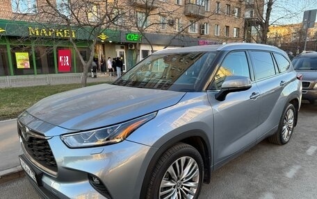 Toyota Highlander, 2021 год, 4 490 000 рублей, 6 фотография