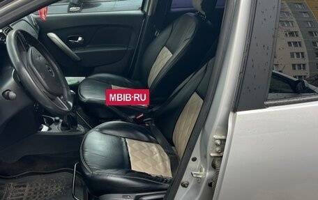 Renault Logan II, 2014 год, 570 000 рублей, 17 фотография