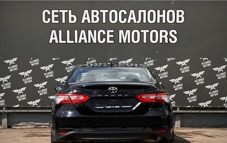 Toyota Camry, 2021 год, 2 065 000 рублей, 6 фотография