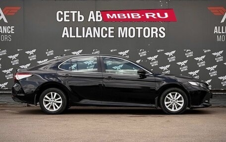 Toyota Camry, 2021 год, 2 065 000 рублей, 9 фотография