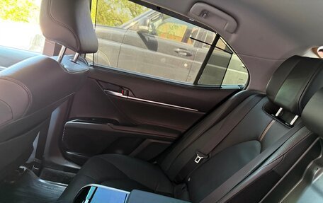 Toyota Camry, 2019 год, 2 980 000 рублей, 8 фотография
