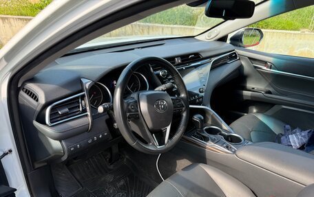 Toyota Camry, 2019 год, 2 980 000 рублей, 5 фотография