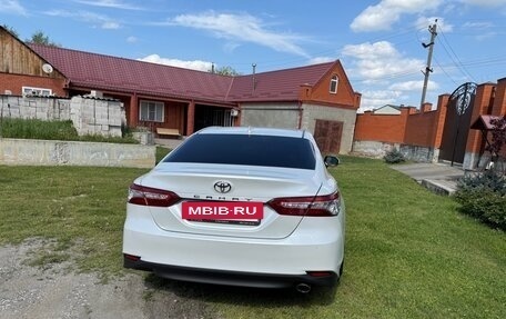 Toyota Camry, 2019 год, 2 980 000 рублей, 4 фотография