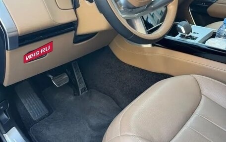 Land Rover Range Rover IV рестайлинг, 2024 год, 16 800 000 рублей, 11 фотография