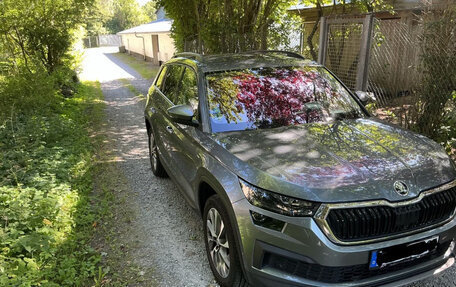 Skoda Kodiaq I, 2022 год, 3 373 600 рублей, 3 фотография