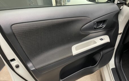 Toyota Wish II, 2017 год, 1 790 000 рублей, 16 фотография