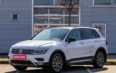 Volkswagen Tiguan II, 2019 год, 2 395 000 рублей, 1 фотография