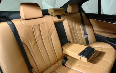 BMW 5 серия, 2020 год, 4 450 000 рублей, 14 фотография