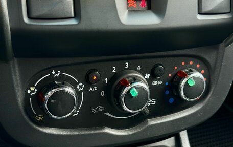 Renault Duster I рестайлинг, 2017 год, 1 349 000 рублей, 24 фотография