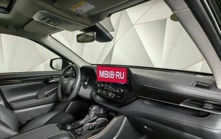Toyota Highlander, 2024 год, 5 390 000 рублей, 13 фотография