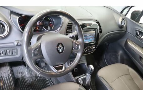 Renault Kaptur I рестайлинг, 2018 год, 1 555 000 рублей, 6 фотография