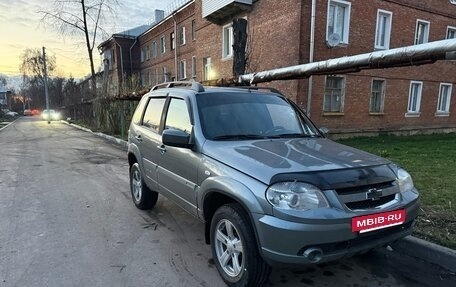 Chevrolet Niva I рестайлинг, 2013 год, 490 000 рублей, 2 фотография