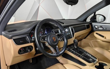 Porsche Macan I рестайлинг, 2016 год, 3 960 000 рублей, 19 фотография