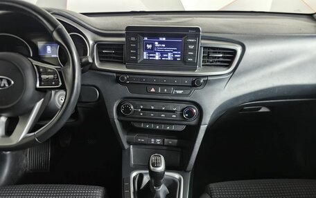 KIA cee'd III, 2018 год, 1 597 000 рублей, 15 фотография