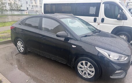 Hyundai Solaris II рестайлинг, 2018 год, 1 390 000 рублей, 10 фотография