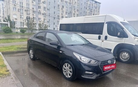 Hyundai Solaris II рестайлинг, 2018 год, 1 390 000 рублей, 11 фотография