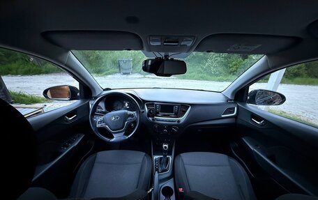 Hyundai Solaris II рестайлинг, 2018 год, 1 390 000 рублей, 22 фотография