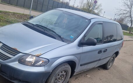 Dodge Caravan IV, 2005 год, 400 000 рублей, 2 фотография