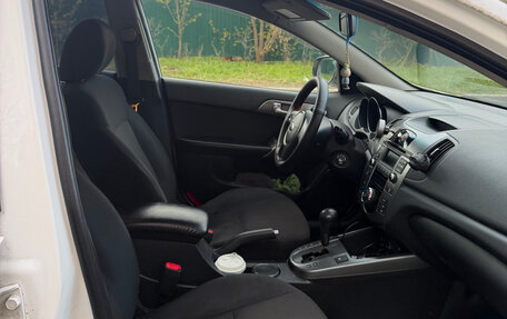 KIA Cerato III, 2010 год, 890 000 рублей, 5 фотография