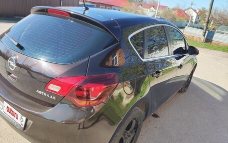 Opel Astra J, 2014 год, 760 000 рублей, 4 фотография