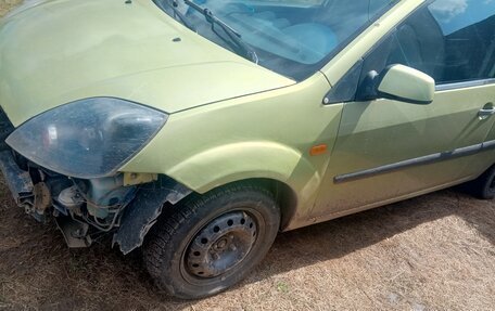 Ford Fiesta, 2006 год, 250 000 рублей, 4 фотография
