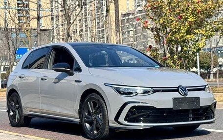 Volkswagen Golf VIII, 2021 год, 1 450 000 рублей, 3 фотография