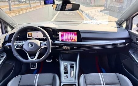 Volkswagen Golf VIII, 2021 год, 1 450 000 рублей, 9 фотография