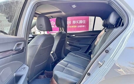 Volkswagen Golf VIII, 2021 год, 1 450 000 рублей, 10 фотография