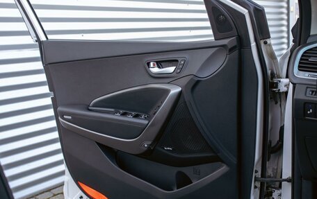 Hyundai Santa Fe III рестайлинг, 2018 год, 1 795 000 рублей, 12 фотография