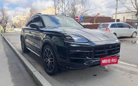 Porsche Cayenne III, 2023 год, 16 950 000 рублей, 3 фотография
