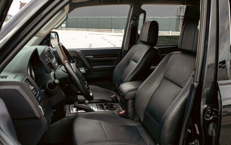 Mitsubishi Pajero IV, 2014 год, 1 735 000 рублей, 11 фотография
