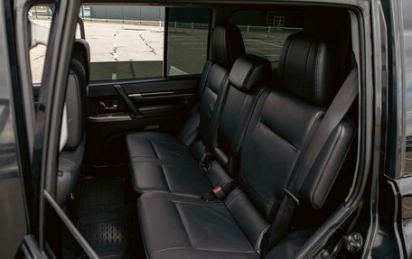 Mitsubishi Pajero IV, 2014 год, 1 735 000 рублей, 16 фотография