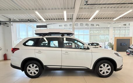 Mitsubishi Outlander III рестайлинг 3, 2017 год, 1 849 000 рублей, 7 фотография