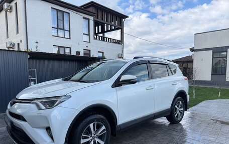 Toyota RAV4, 2016 год, 2 000 000 рублей, 3 фотография