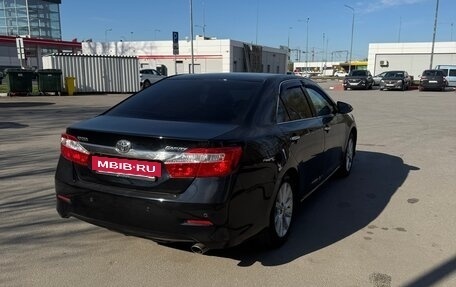 Toyota Camry, 2013 год, 1 370 000 рублей, 2 фотография
