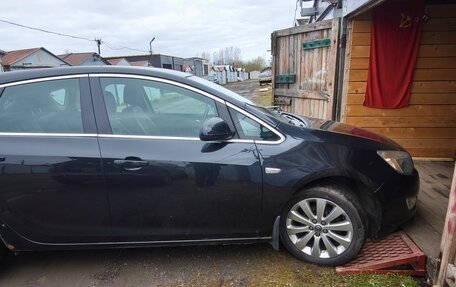 Opel Astra J, 2011 год, 550 000 рублей, 3 фотография