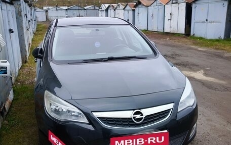 Opel Astra J, 2011 год, 550 000 рублей, 4 фотография