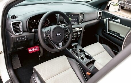 KIA Sportage IV рестайлинг, 2018 год, 1 795 000 рублей, 13 фотография
