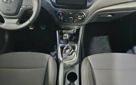 Hyundai Solaris II рестайлинг, 2018 год, 1 199 000 рублей, 13 фотография