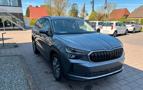 Skoda Kodiaq, 2025 год, 5 422 472 рублей, 4 фотография