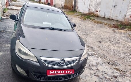 Opel Astra J, 2011 год, 440 000 рублей, 1 фотография