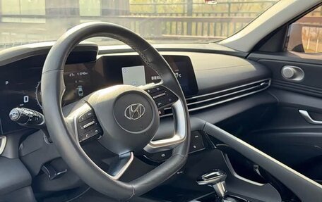 Hyundai Elantra, 2022 год, 1 300 888 рублей, 3 фотография