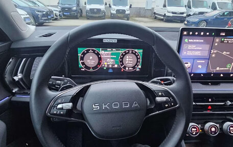 Skoda Kodiaq, 2025 год, 4 821 327 рублей, 10 фотография